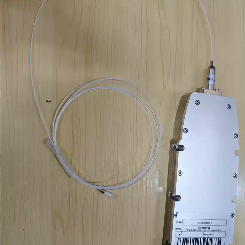Industrial Laser Uses - 高出力500Wレーザーキャノン（フェルールコネクタ付き）–産業用フルパワーレーザーモジュール