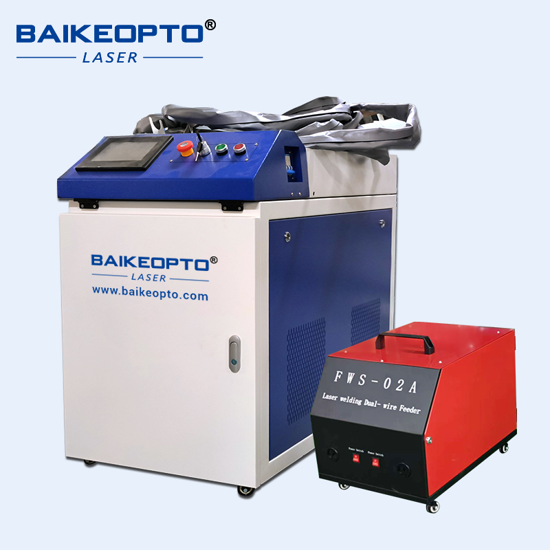 1500W 5 in 1 工業用ハンドヘルドレーザー溶接機（ - Industrial Grade Laser Welder のレビューと価格