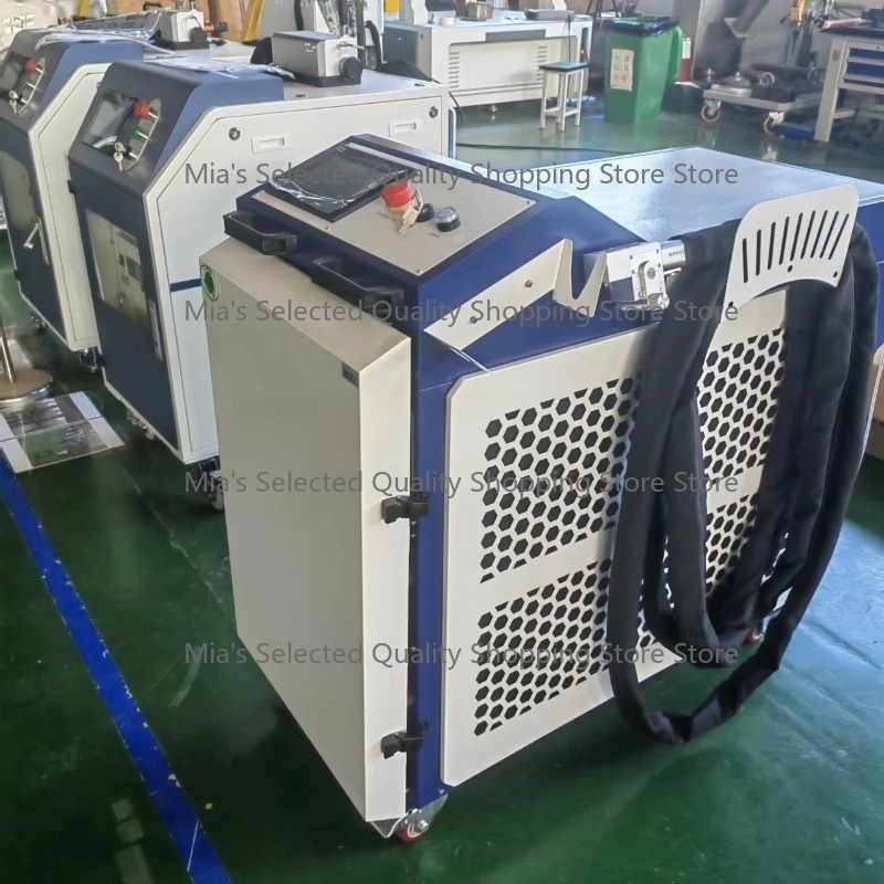 3000Wレーザー洗浄機ミニキャビネット、錆、油、埃、塗料、 - Industrial Laser Uses のレビューと価格