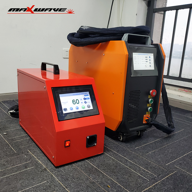 900W 1200W レーザーメタルコネクタ |   階段棒 - Industrial Grade Laser Welder のレビューと価格